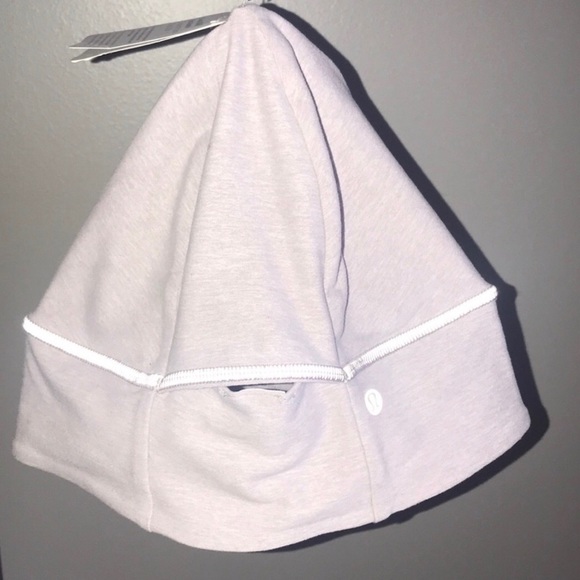 lululemon cross chill run beanie